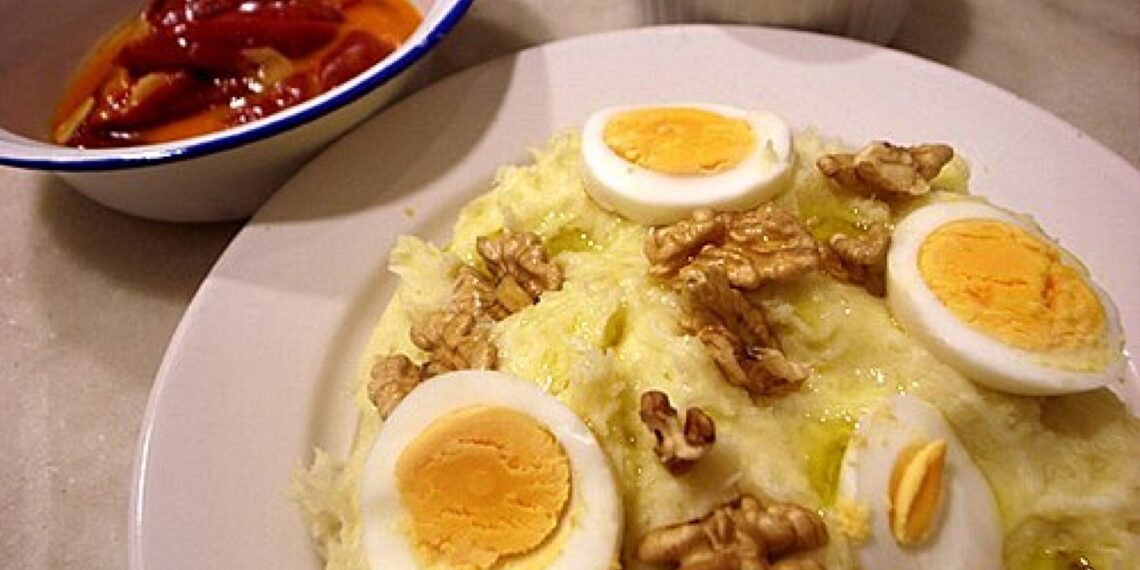 Atascaburras: Descubre la receta tradicional y el sabor auténtico de la gastronomía murciana