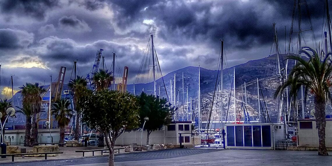 Isaac Peral: Vida, Inventos y Legado del Genio Murciano